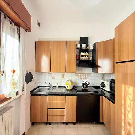 Se211 - Senigallia, Trilocale Fronte Mare Con Corte Esterna Διαμέρισμα