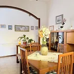 Se211 - Senigallia, Trilocale Fronte Mare Con Corte Esterna